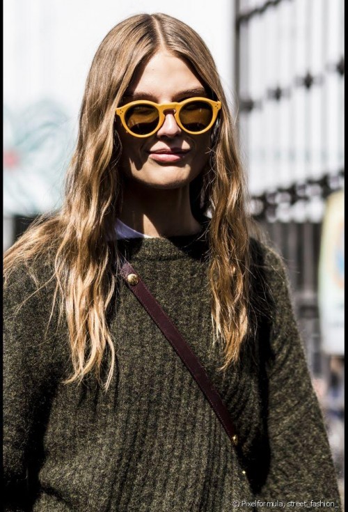 Laid back wavy mid-length hair.